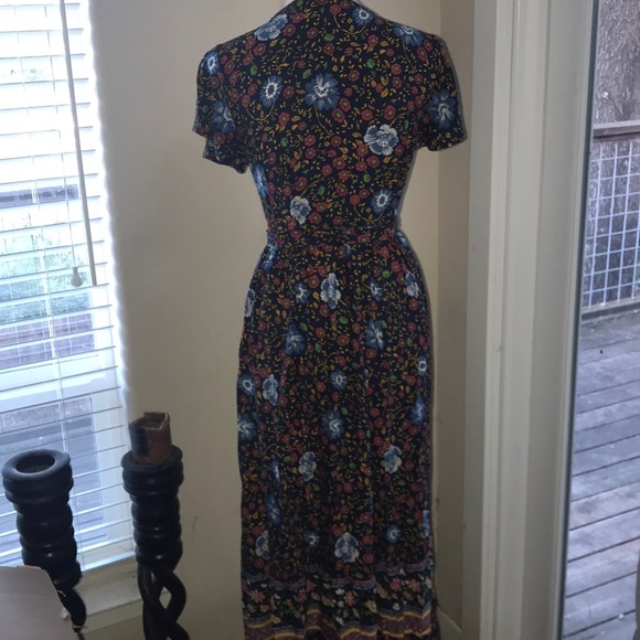 🎉HPx2🎉Boho Maxi Wrap Dress - on ‘Dead to Me’ - Picture 10 of 15